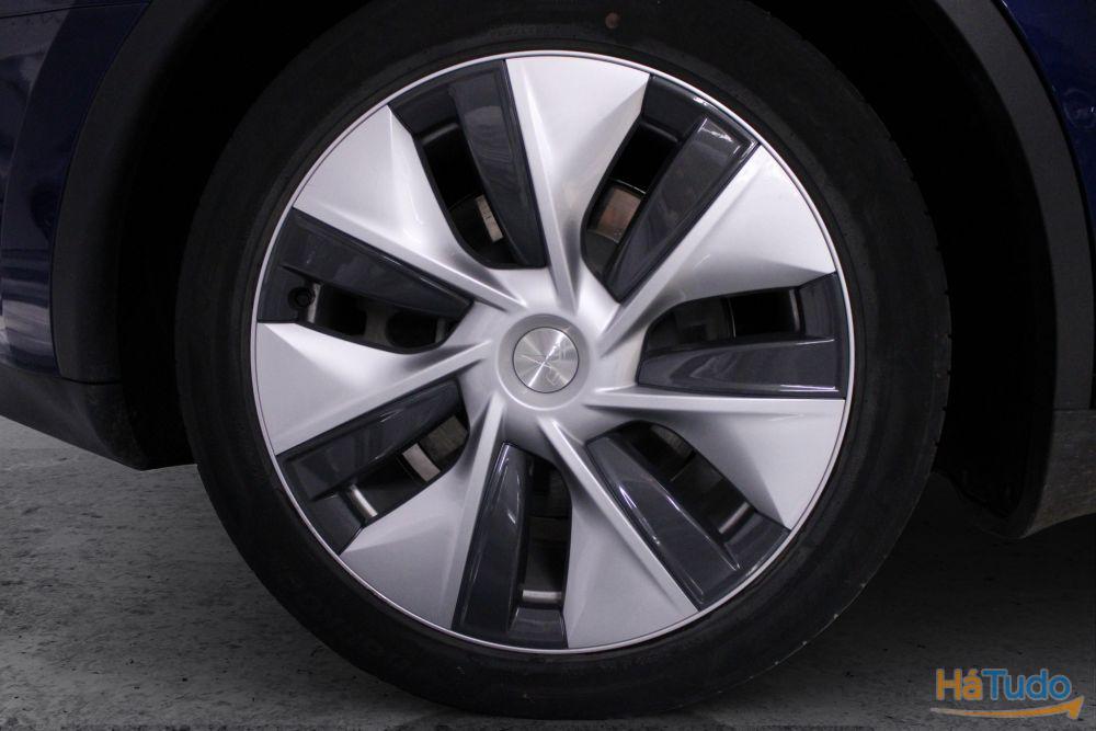 Tesla Model Y RWD Tesla Model Y RWD