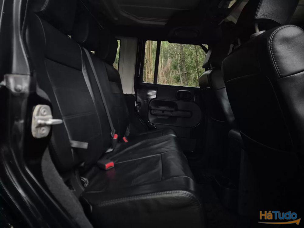 Jeep Wrangler Unlimited 2.8 CRD ATX Sahara Limited Jeep Wrangler Unlimited 2.8 CRD ATX Sahara Limited