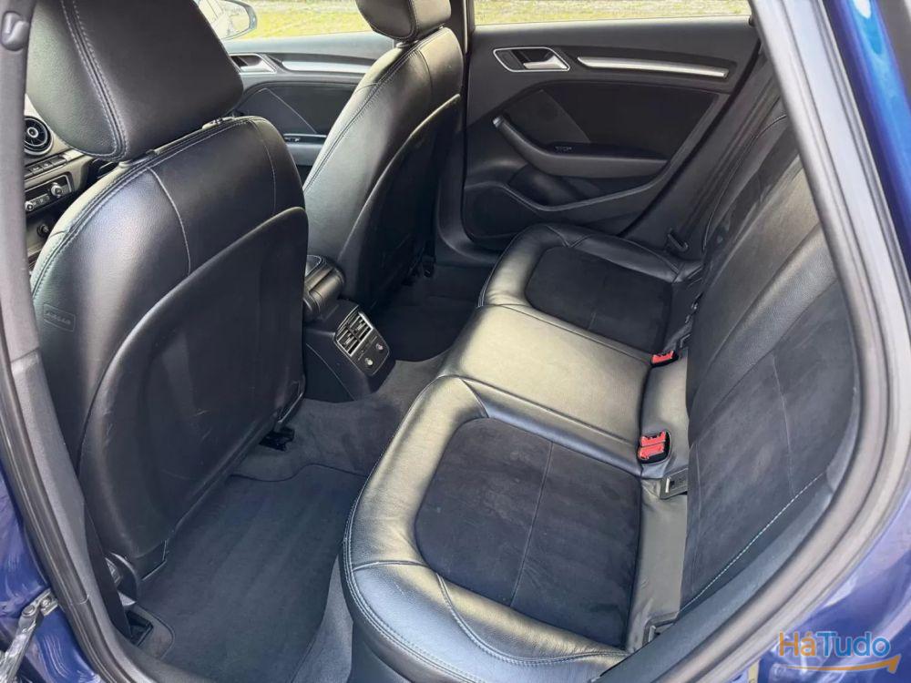 Audi A3 Sportback 1.6 TDI ultra Attraction Audi A3 Sportback 1.6 TDI ultra Attraction