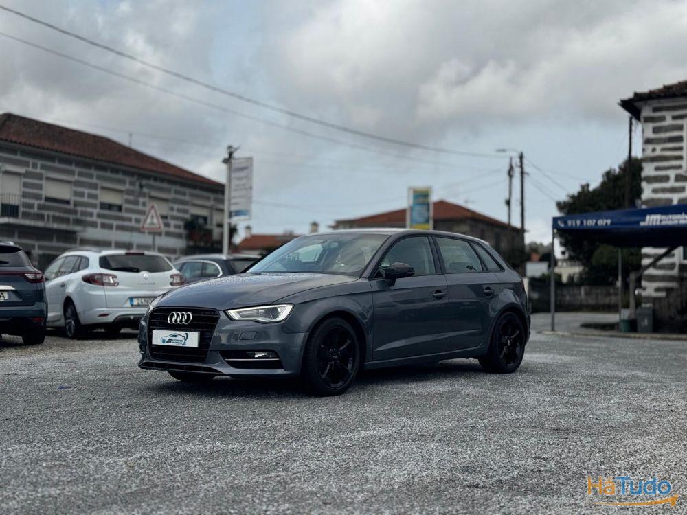 Audi A3 Sportback 1.6 TDi Advance Audi A3 Sportback 1.6 TDi Advance