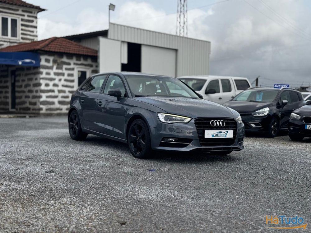 Audi A3 Sportback 1.6 TDi Advance Audi A3 Sportback 1.6 TDi Advance