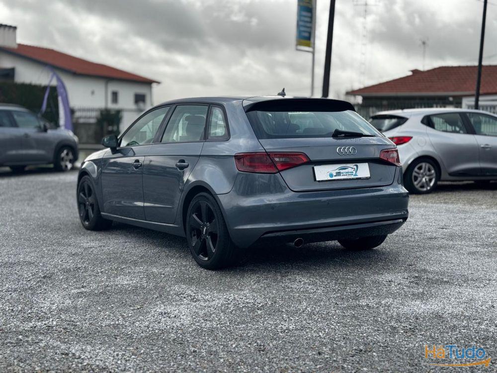 Audi A3 Sportback 1.6 TDi Advance Audi A3 Sportback 1.6 TDi Advance
