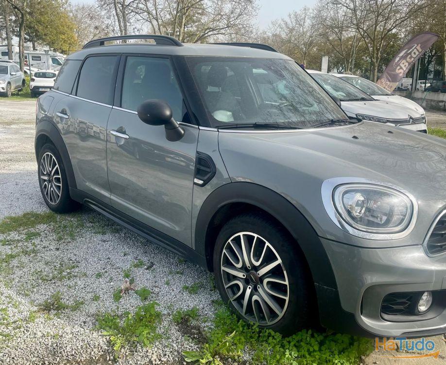 MINI Countryman Cooper D John Cooper Works Auto MINI Countryman Cooper D John Cooper Works Auto
