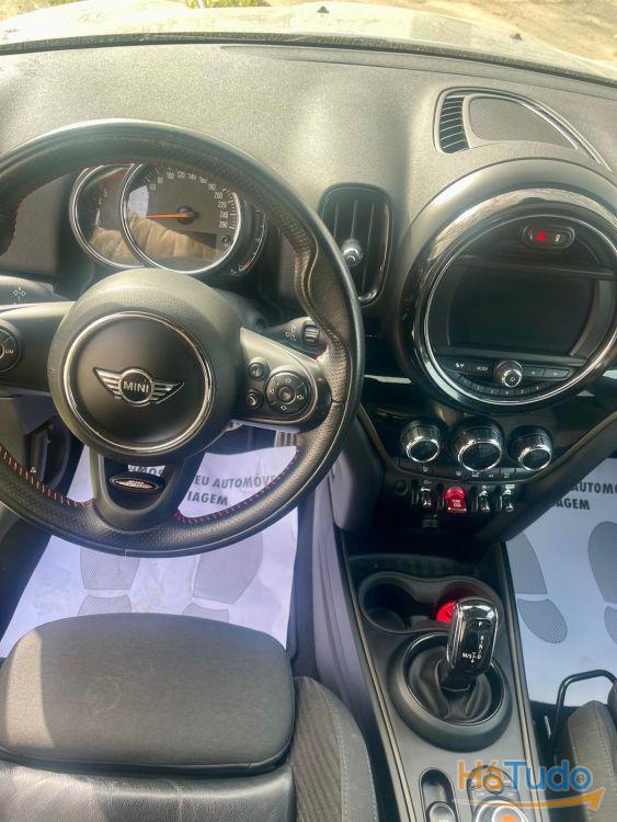 MINI Countryman Cooper D John Cooper Works Auto MINI Countryman Cooper D John Cooper Works Auto