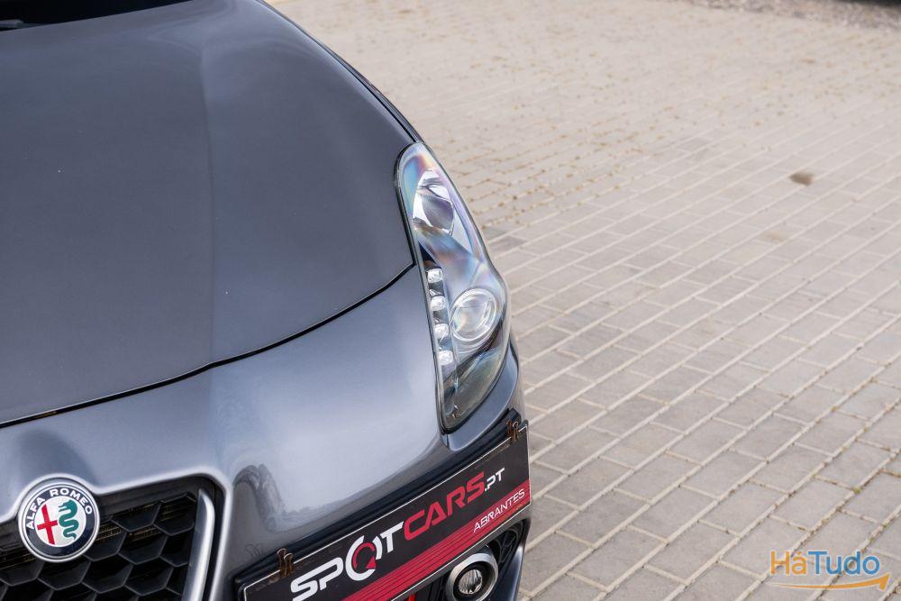 Alfa Romeo Giulietta 1.6 JTDM Sport TCT Alfa Romeo Giulietta 1.6 JTDM Sport TCT