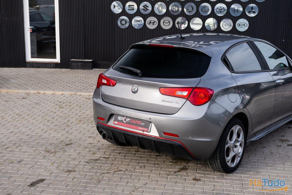 Alfa Romeo Giulietta 1.6 JTDM Sport TCT Alfa Romeo Giulietta 1.6 JTDM Sport TCT
