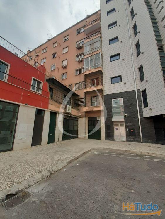 Loja com 270 m2 na freguesia de Santo António em Lisboa Loja com 270 m2 na freguesia de Santo António em Lisboa