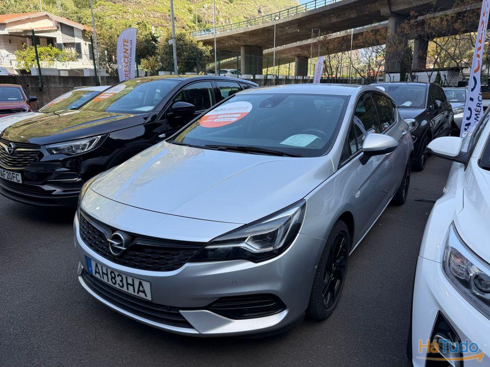 Opel Astra 1.2 T Ultimate S/S Opel Astra 1.2 T Ultimate S/S