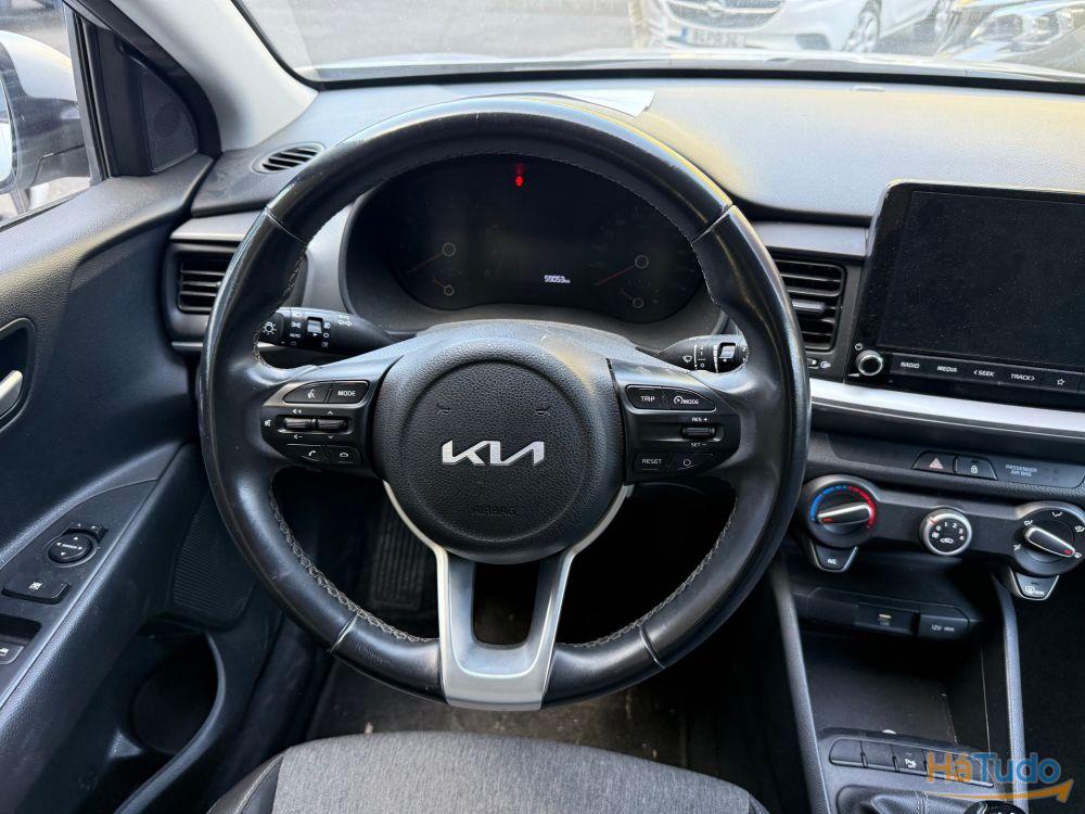 Kia Stonic 1.2Cc Kia Stonic 1.2Cc