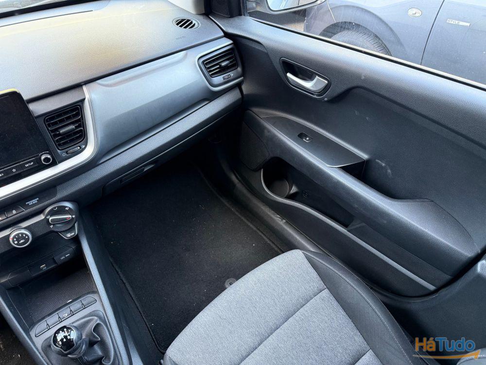 Kia Stonic 1.2Cc Kia Stonic 1.2Cc
