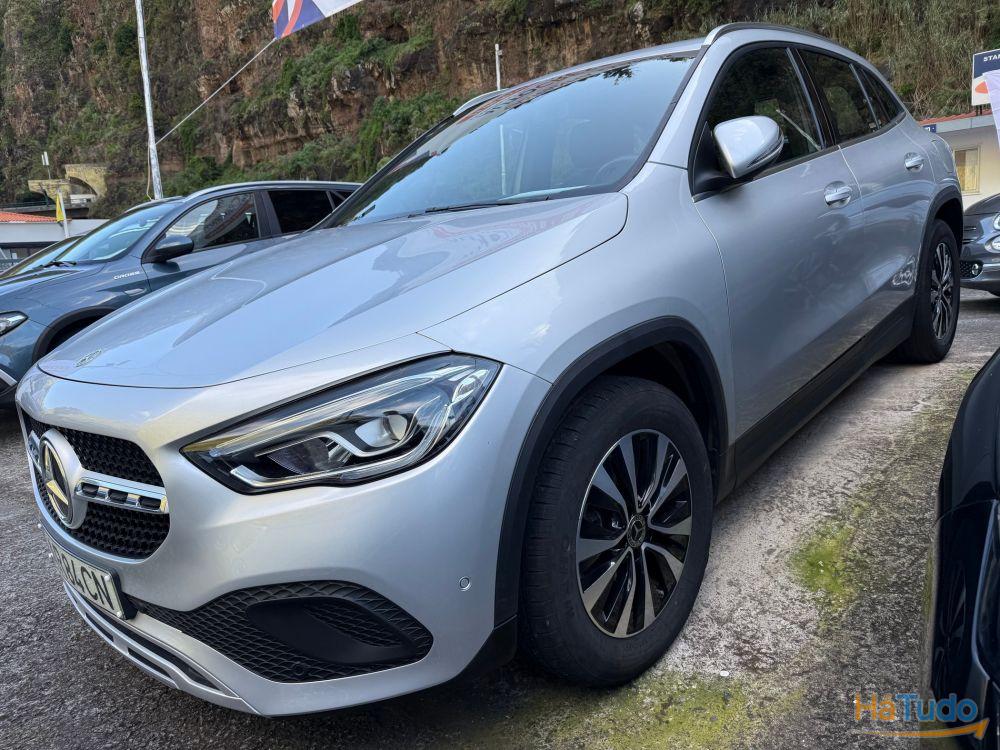 Mercedes Benz GLA 200 Edition 1 Mercedes Benz GLA 200 Edition 1