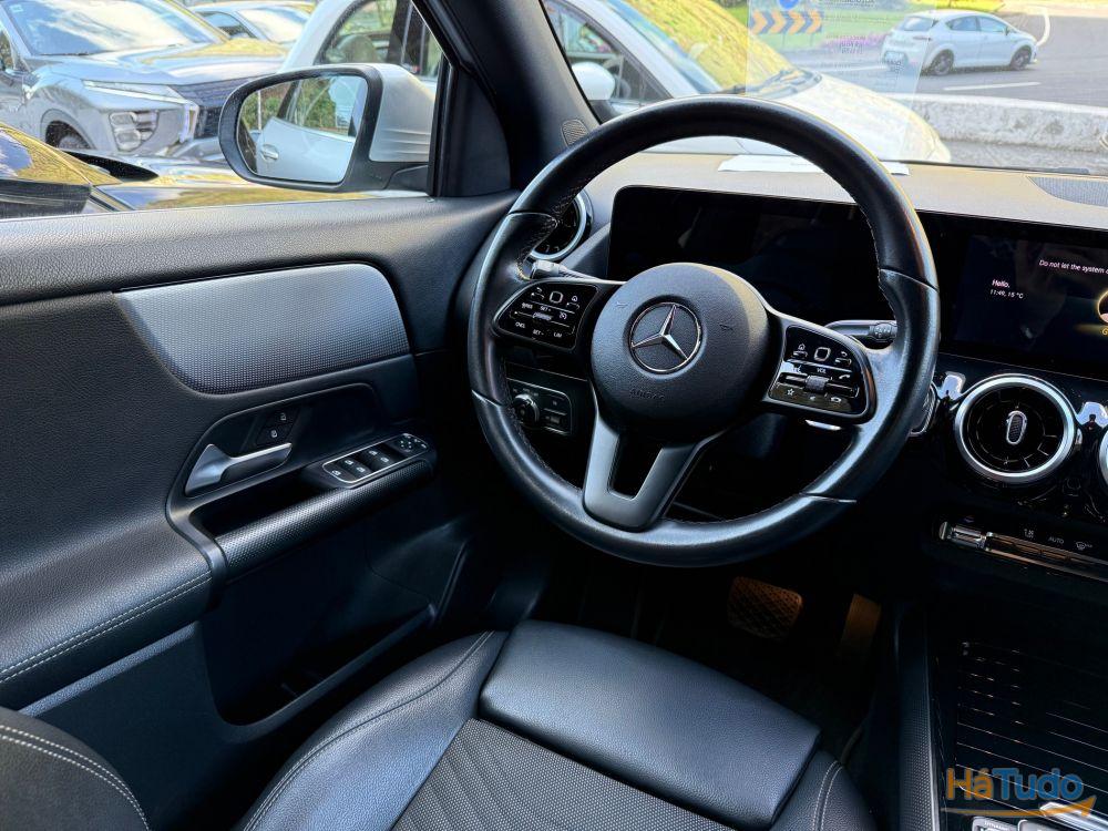 Mercedes Benz GLA 200 Edition 1 Mercedes Benz GLA 200 Edition 1