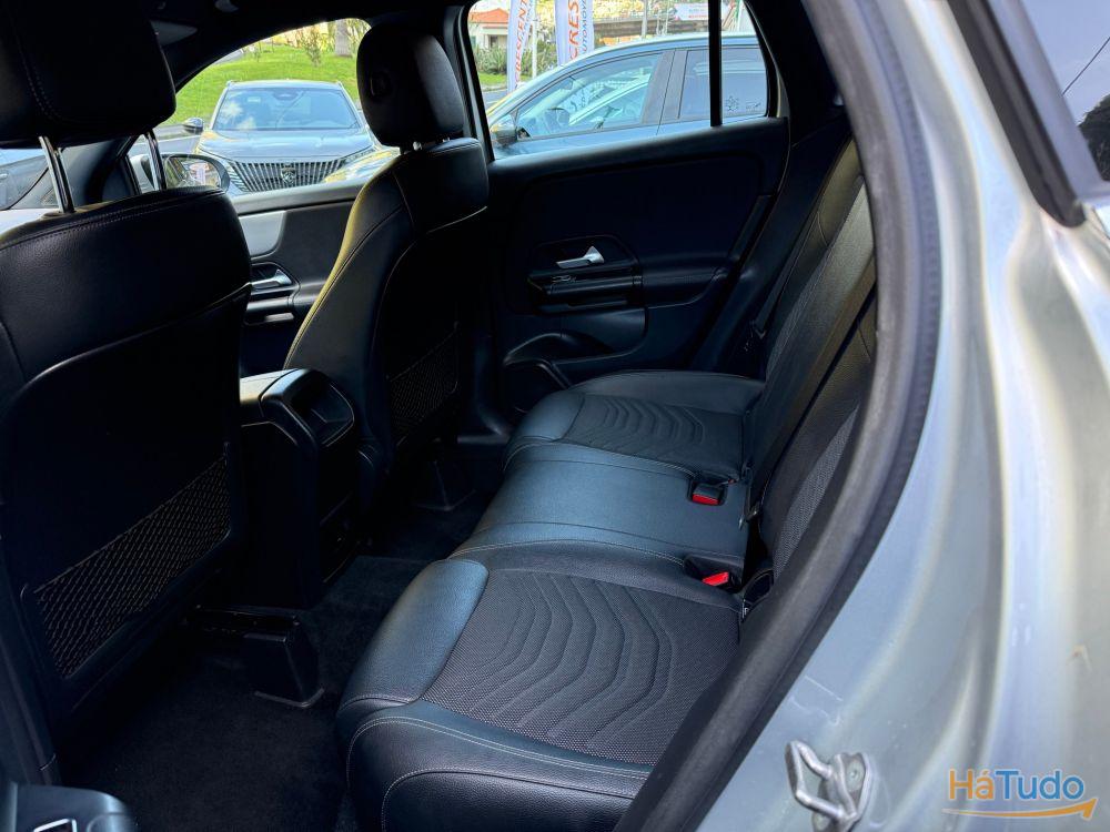 Mercedes Benz GLA 200 Edition 1 Mercedes Benz GLA 200 Edition 1