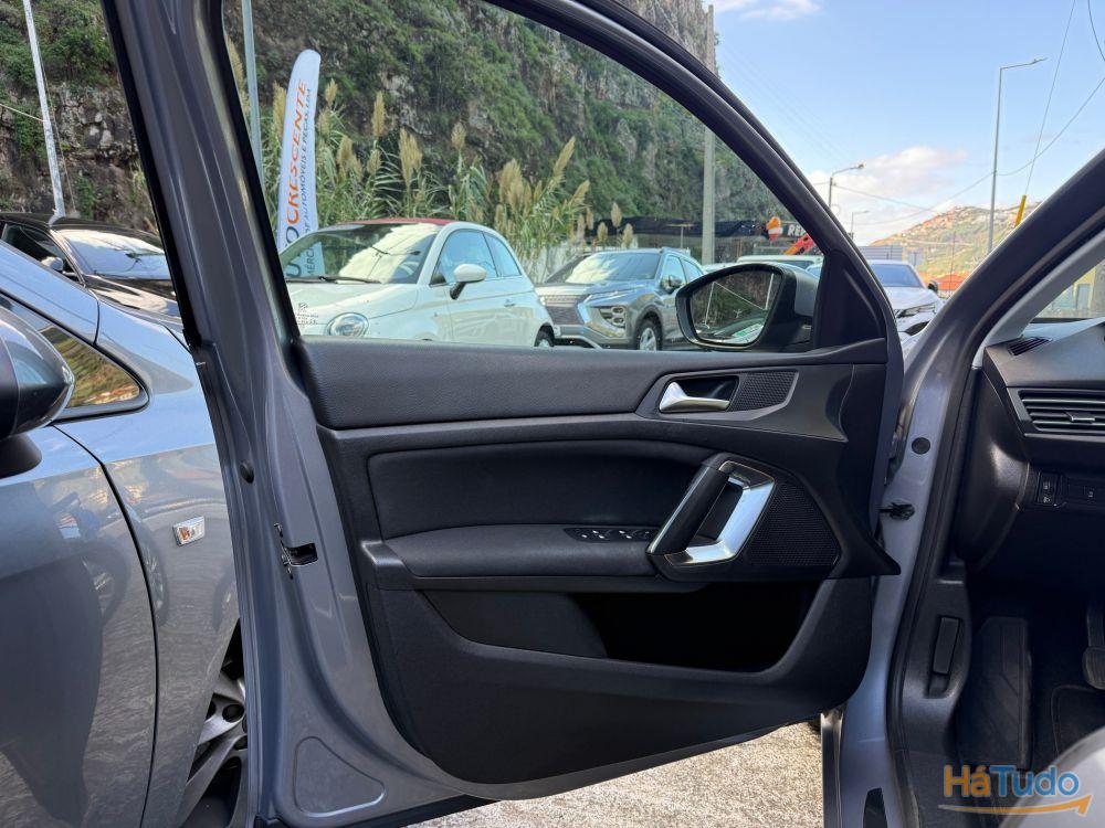 Peugeot 308 1.5 BlueHDi Active Peugeot 308 1.5 BlueHDi Active