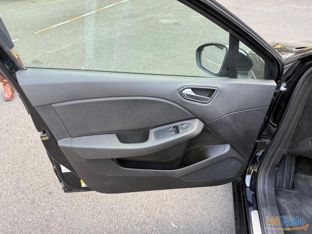 Renault Clio 1.0 TCe Equilibre Renault Clio 1.0 TCe Equilibre