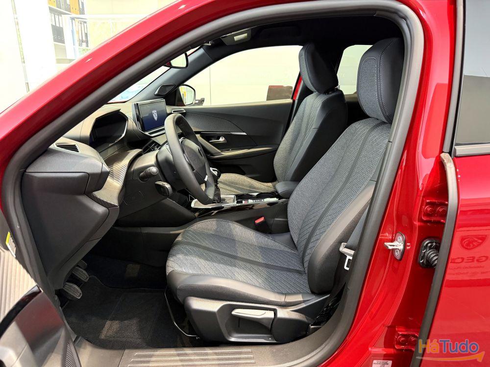 Peugeot 2008 1.2 Allure Peugeot 2008 1.2 Allure
