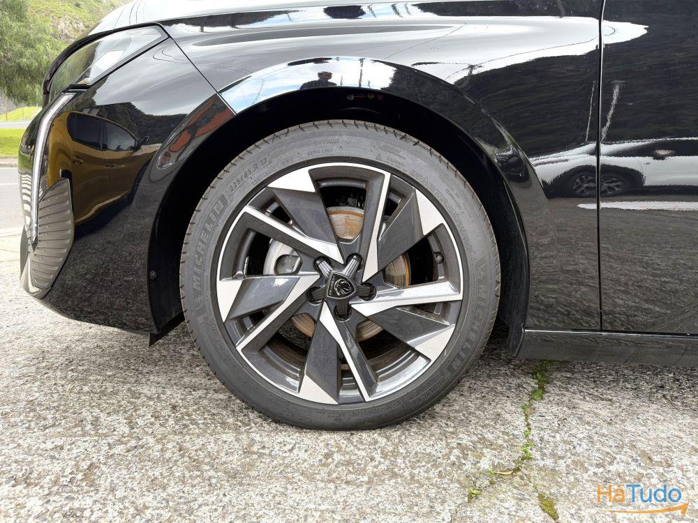Peugeot 308 1.2 PureTech Allure Peugeot 308 1.2 PureTech Allure