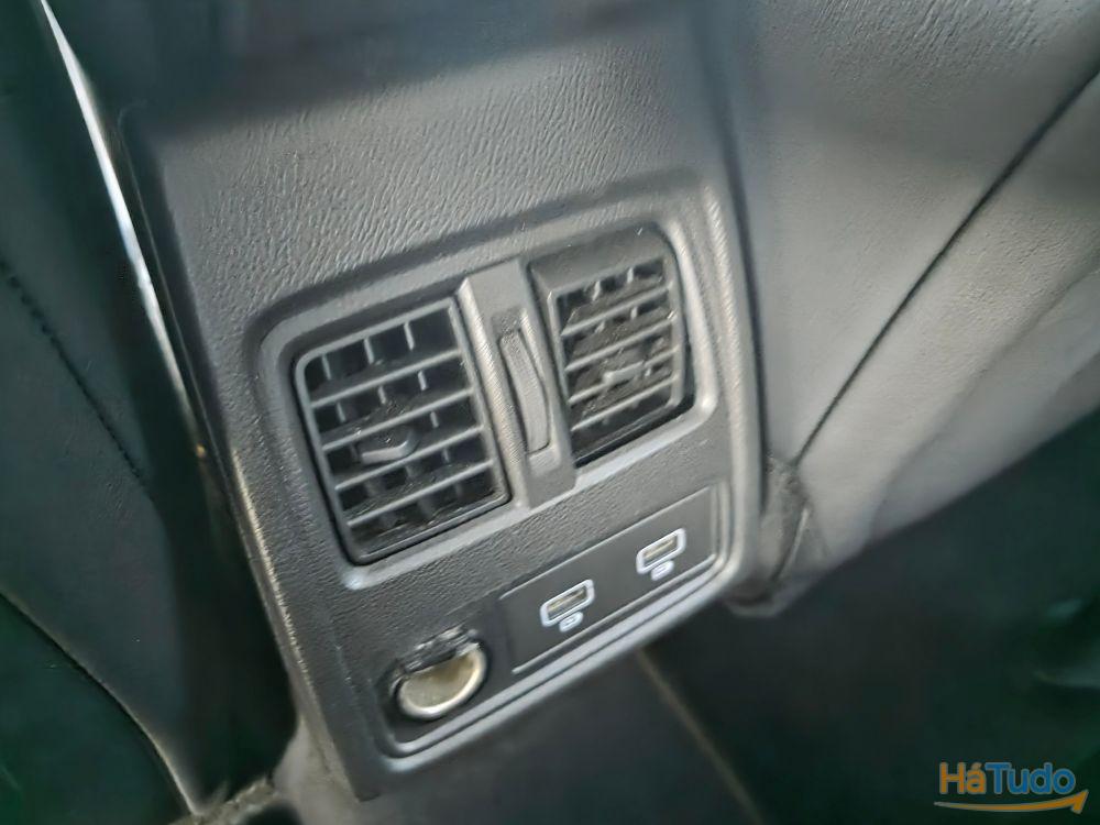 Renault Captur 1.5 dCi Initiale Paris EDC Renault Captur 1.5 dCi Initiale Paris EDC