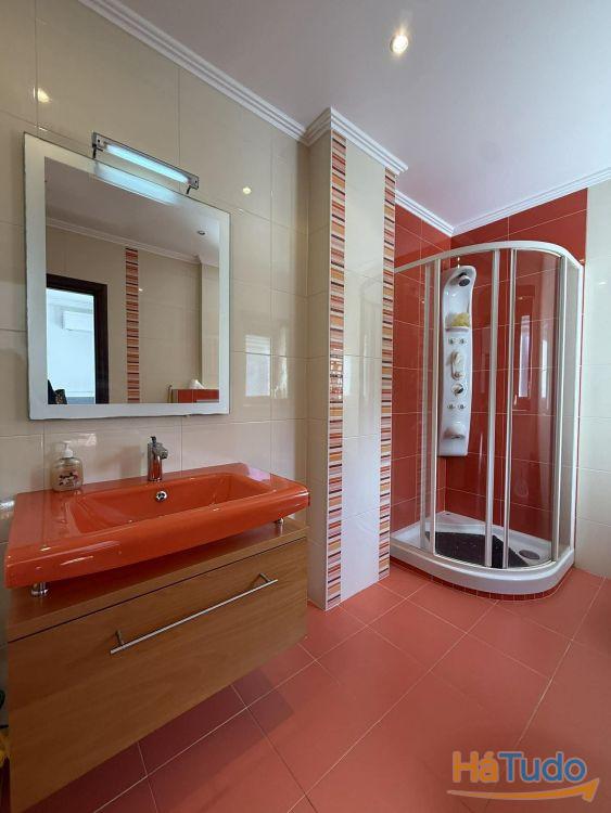 Moradia Semi- Nova T4 de Luxo - M3184/26 Moradia Semi- Nova T4 de Luxo - M3184/26