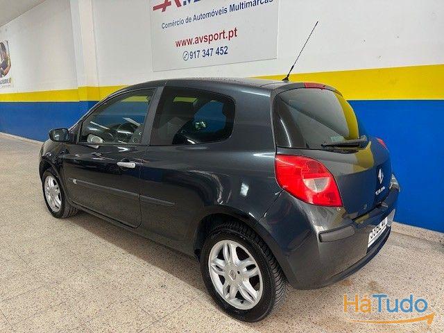 Renault Clio 1.2 16V Conf. Authentique Renault Clio 1.2 16V Conf. Authentique