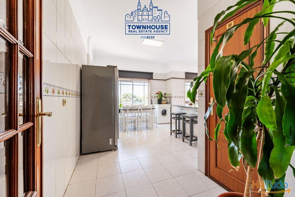 Apartamento T2+1 com vista rio a 5 minutos do Barco Apartamento T2+1 com vista rio a 5 minutos do Barco