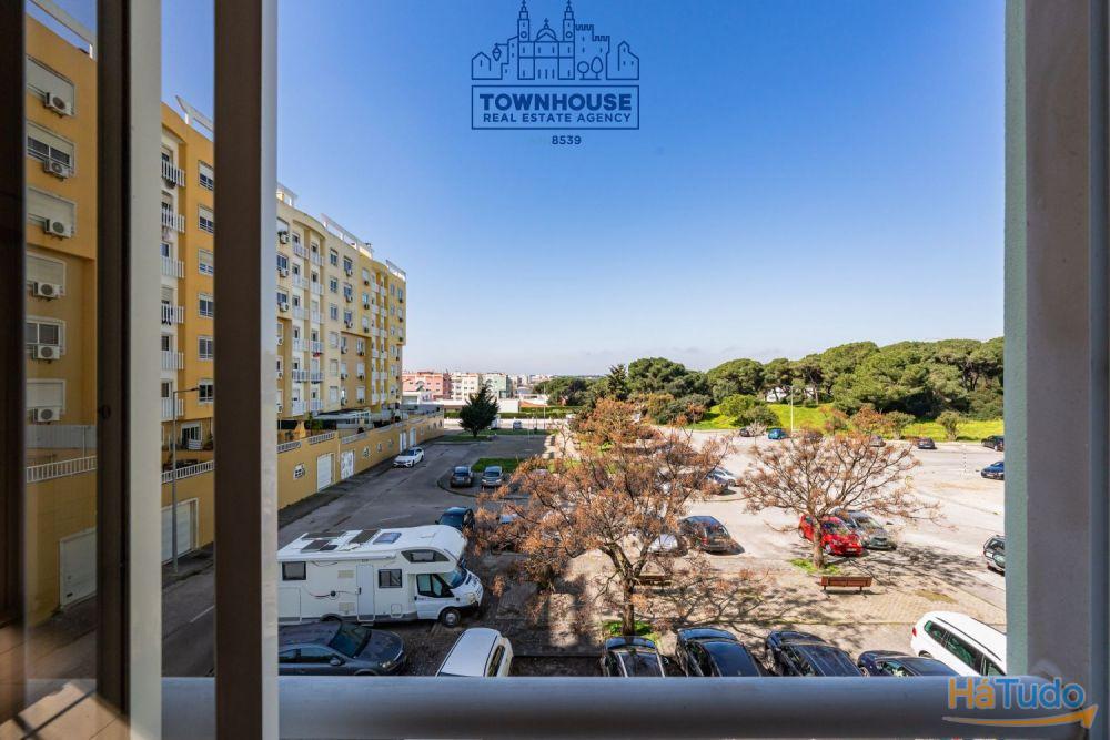 Apartamento T2+1 com vista rio a 5 minutos do Barco Apartamento T2+1 com vista rio a 5 minutos do Barco