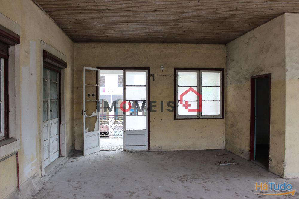 EDIFICIO HISTÓRICO DA CIDADE OURÉM EDIFICIO HISTÓRICO DA CIDADE OURÉM