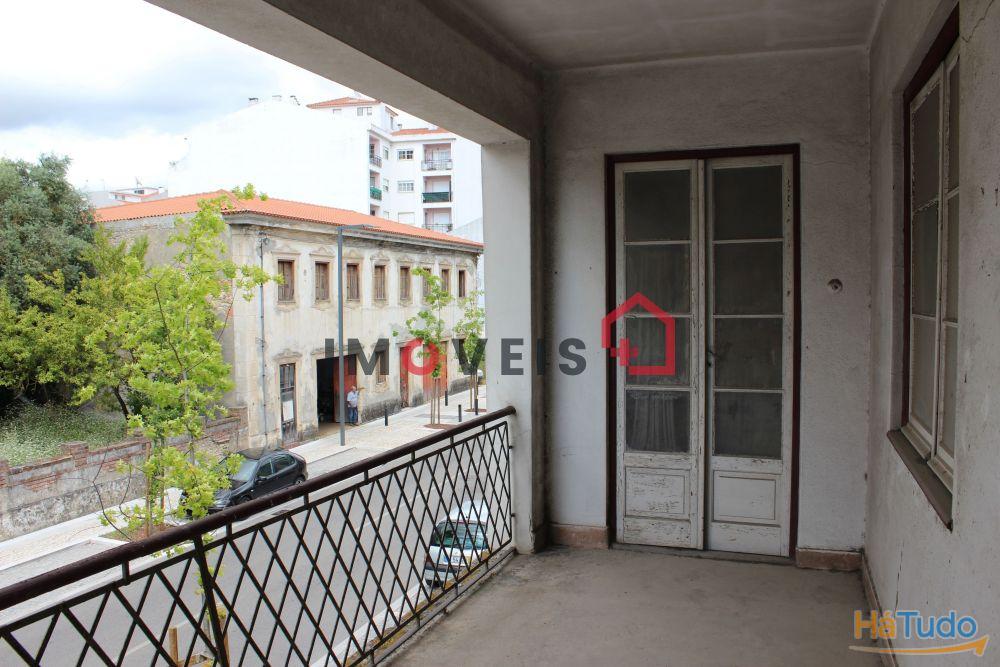 EDIFICIO HISTÓRICO DA CIDADE OURÉM EDIFICIO HISTÓRICO DA CIDADE OURÉM