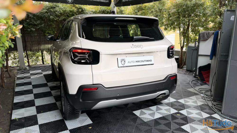 Jeep Avenger 1.2 GSE T3 Altitude Jeep Avenger 1.2 GSE T3 Altitude