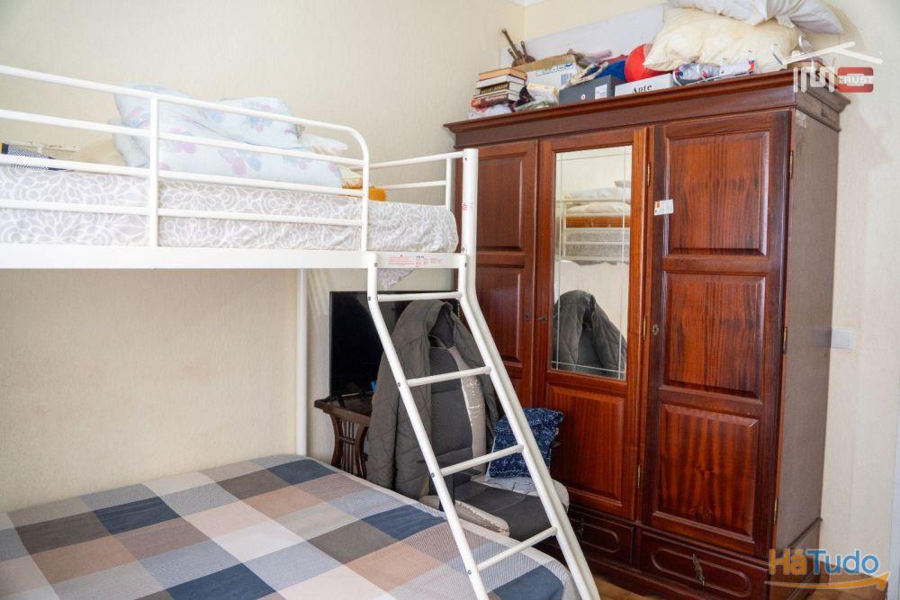 Apartamento T3, 1ºandar, Coz. Semi-Equipada, Muito Luminoso, Marquise - Torre da Marinha Apartamento T3, 1ºandar, Coz. Semi-Equipada, Muito Luminoso, Marquise - Torre da Marinha