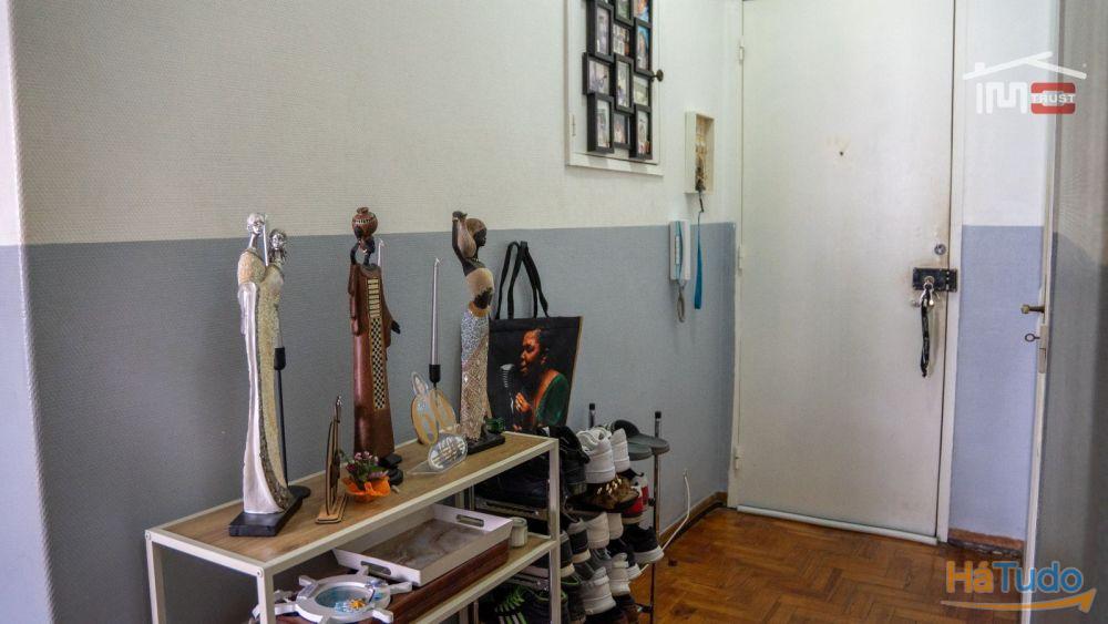 Apartamento T3, 1ºandar, Coz. Semi-Equipada, Muito Luminoso, Marquise - Torre da Marinha Apartamento T3, 1ºandar, Coz. Semi-Equipada, Muito Luminoso, Marquise - Torre da Marinha