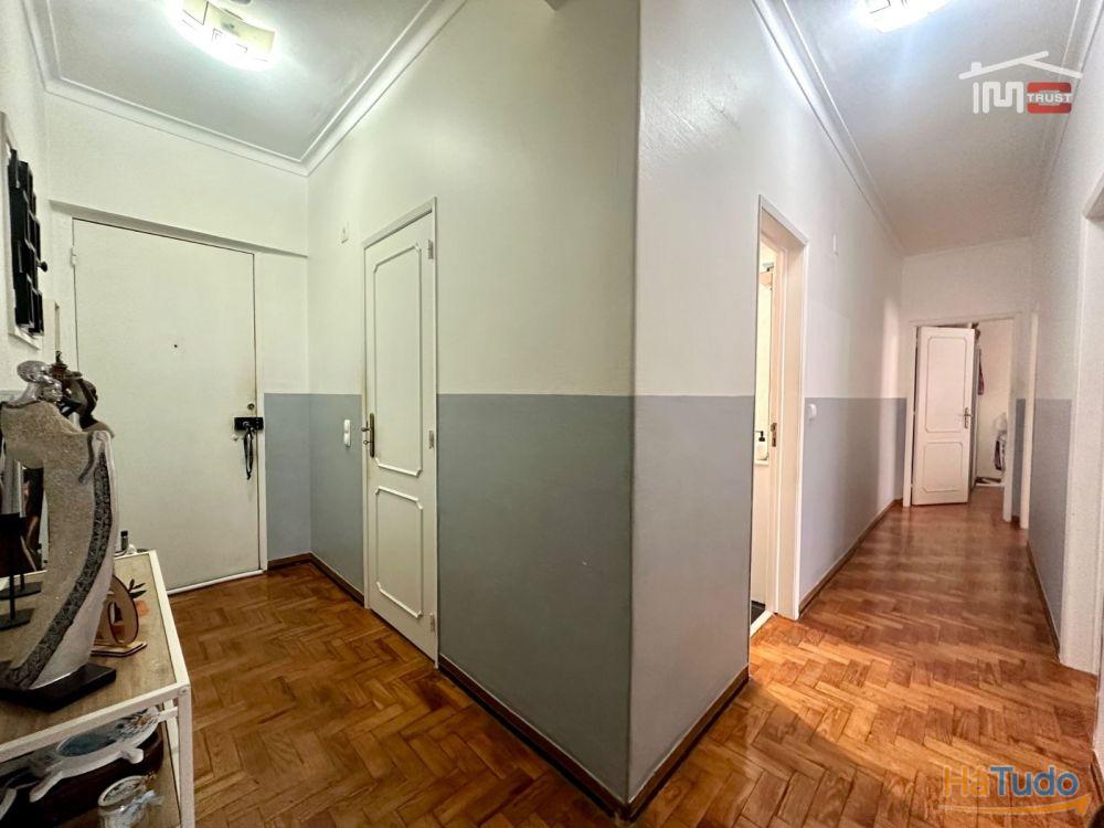 Apartamento T3, 1ºandar, Coz. Semi-Equipada, Muito Luminoso, Marquise - Torre da Marinha Apartamento T3, 1ºandar, Coz. Semi-Equipada, Muito Luminoso, Marquise - Torre da Marinha