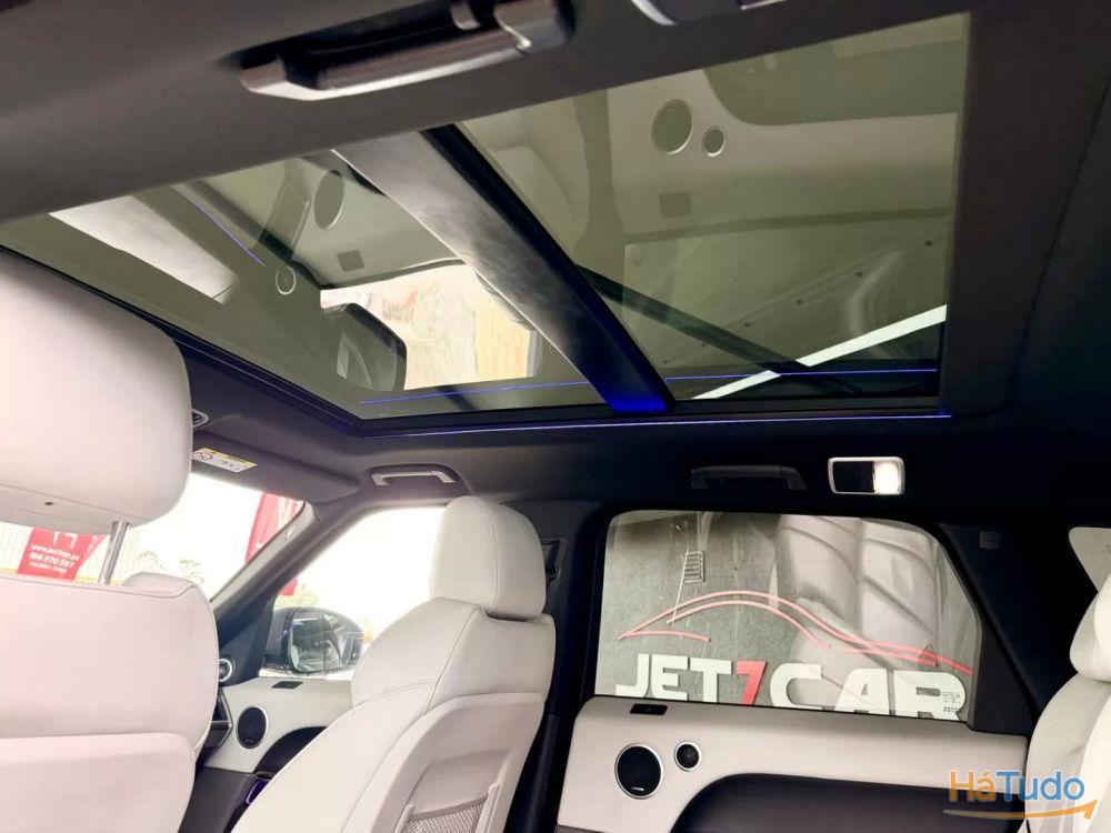 Land Rover Range Rover Sport 3.0 SD V6 HSE Dynamic SVR Land Rover Range Rover Sport 3.0 SD V6 HSE Dynamic SVR