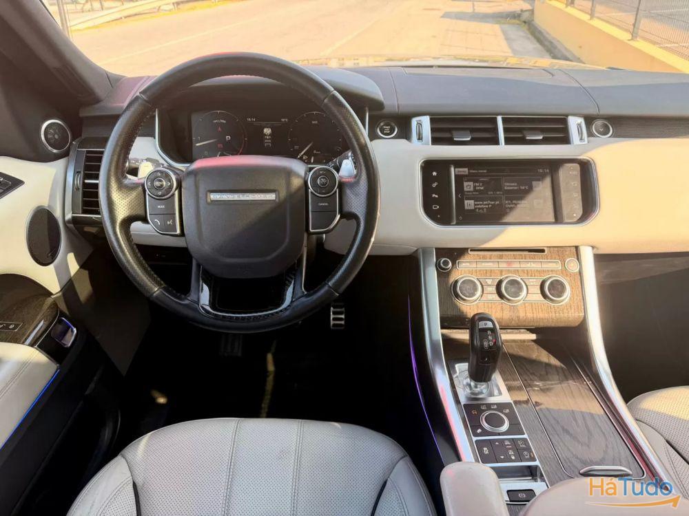 Land Rover Range Rover Sport 3.0 SD V6 HSE Dynamic SVR Land Rover Range Rover Sport 3.0 SD V6 HSE Dynamic SVR