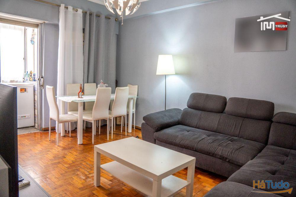 Apartamento T3, 1ºandar, Coz. Semi-Equipada, Muito Luminoso, Marquise - Torre da Marinha Apartamento T3, 1ºandar, Coz. Semi-Equipada, Muito Luminoso, Marquise - Torre da Marinha