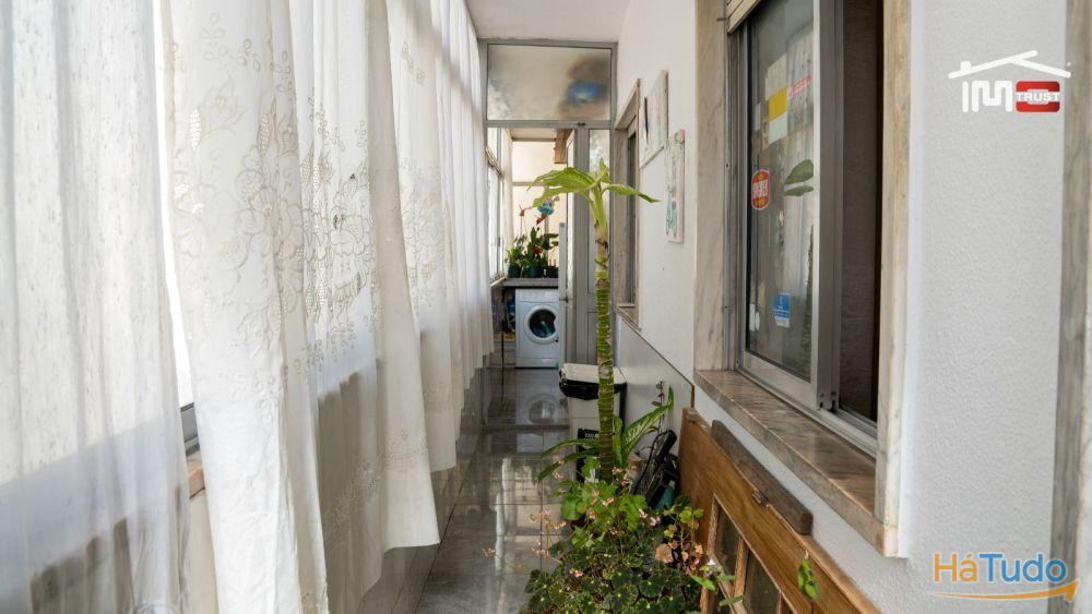 Apartamento T3, 1ºandar, Coz. Semi-Equipada, Muito Luminoso, Marquise - Torre da Marinha Apartamento T3, 1ºandar, Coz. Semi-Equipada, Muito Luminoso, Marquise - Torre da Marinha