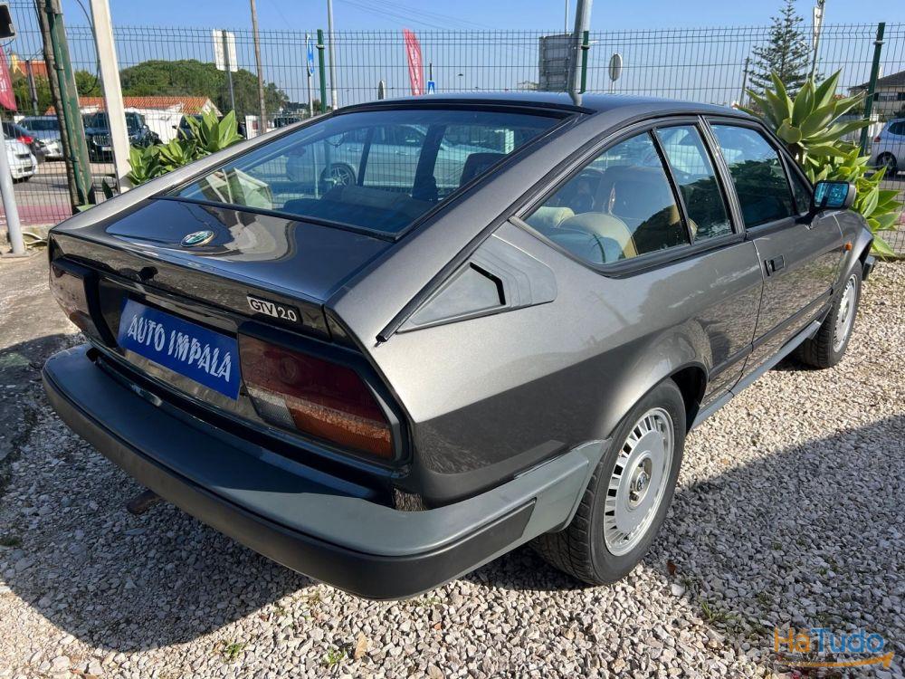 Alfa Romeo GTV GTV 2.0 Alfa Romeo GTV GTV 2.0