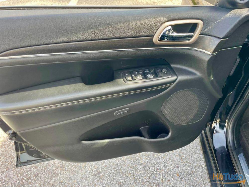 Jeep Grand Cherokee 3.0 CRD V6 Limited Jeep Grand Cherokee 3.0 CRD V6 Limited