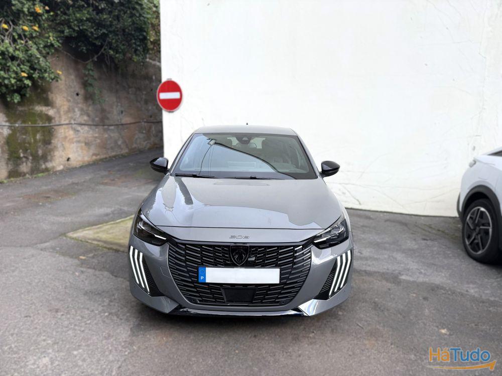 Peugeot e-208 51 kWh GT Peugeot e-208 51 kWh GT