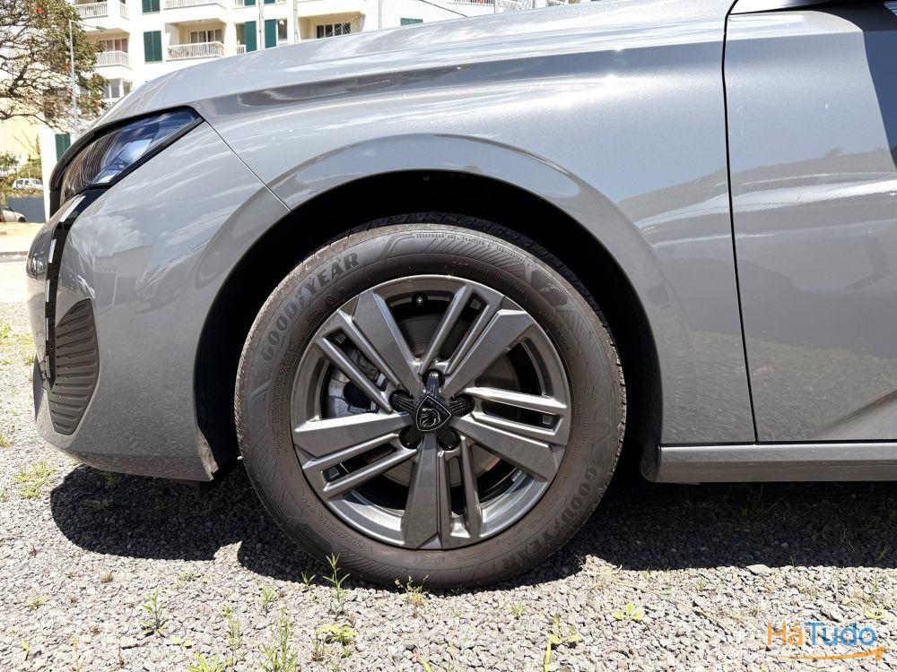 Peugeot 308 1.2 PureTech Active Peugeot 308 1.2 PureTech Active