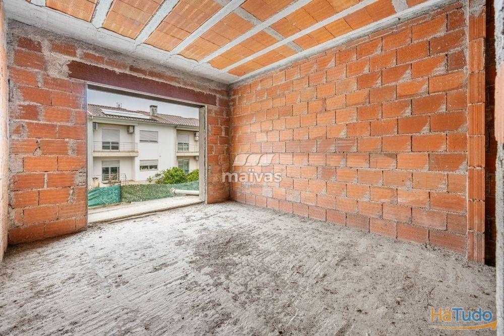 Lote para moradia em banda, para venda, Braga - Nogueiró e Tenões Lote para moradia em banda, para venda, Braga - Nogueiró e Tenões