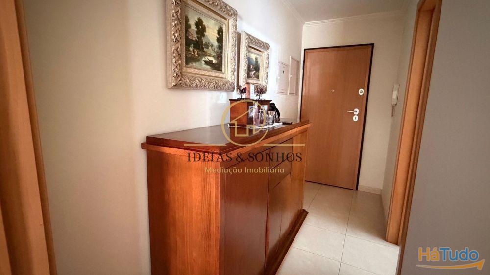 T2 Luminoso com Arrecadação em Zona Central ? Excelente Oportunidade! T2 Luminoso com Arrecadação em Zona Central ? Excelente Oportunidade!