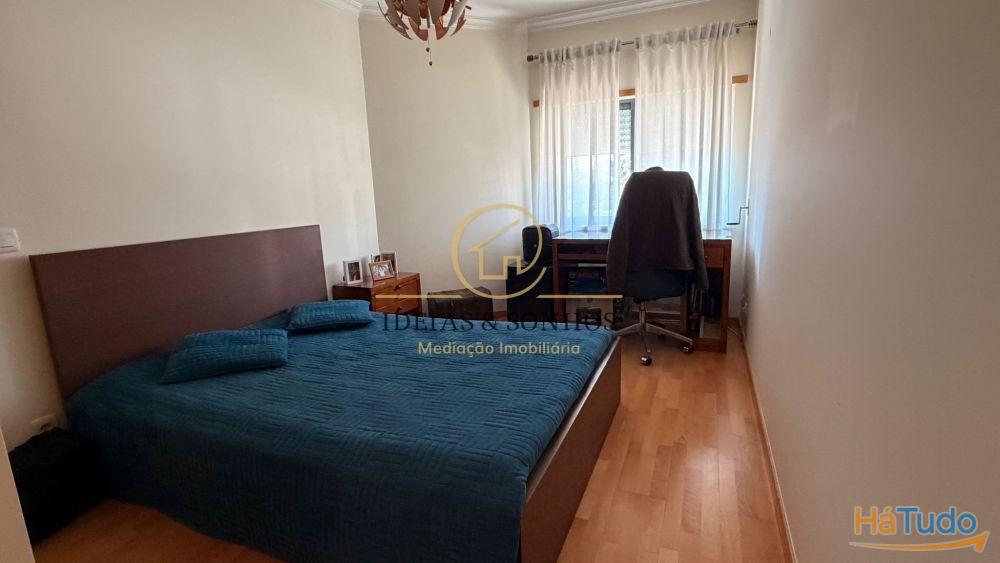 T2 Luminoso com Arrecadação em Zona Central ? Excelente Oportunidade! T2 Luminoso com Arrecadação em Zona Central ? Excelente Oportunidade!