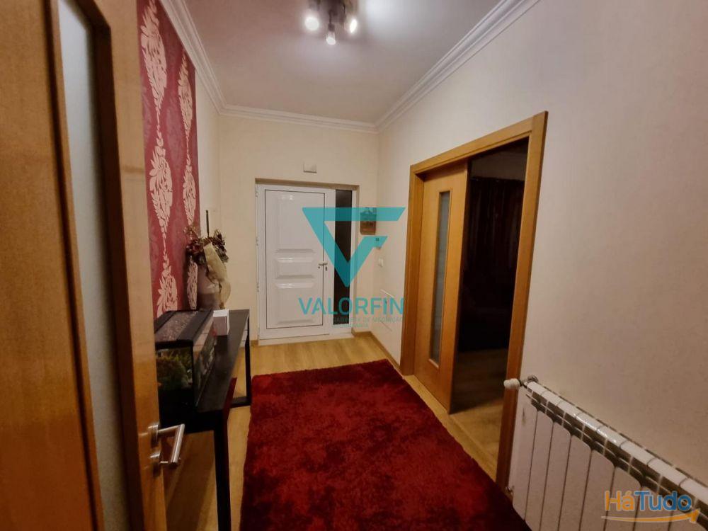 MORADIA T3 com Cave, Rés do Chão e Terreno | Batalha MORADIA T3 com Cave, Rés do Chão e Terreno | Batalha