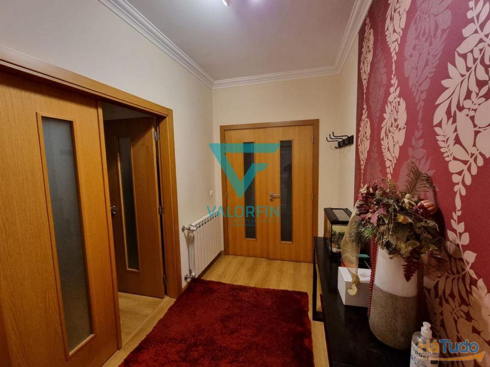 MORADIA T3 com Cave, Rés do Chão e Terreno | Batalha MORADIA T3 com Cave, Rés do Chão e Terreno | Batalha