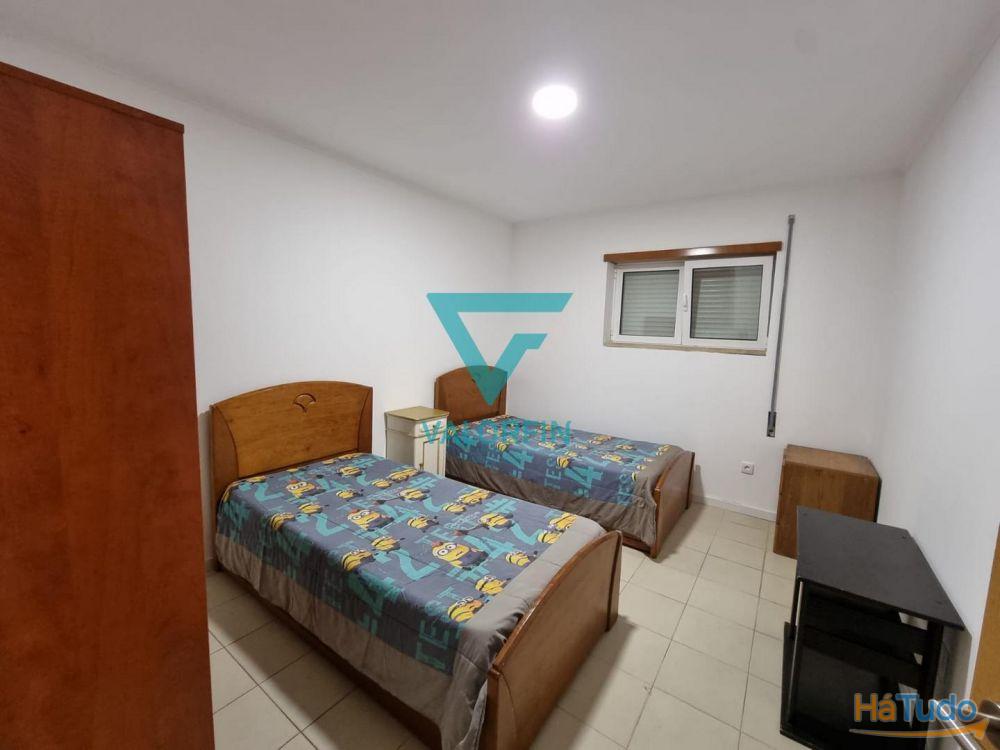 MORADIA T3 com Cave, Rés do Chão e Terreno | Batalha MORADIA T3 com Cave, Rés do Chão e Terreno | Batalha