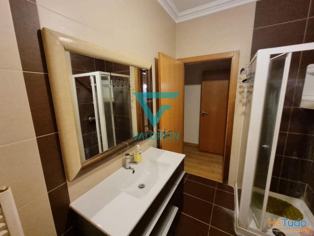 MORADIA T3 com Cave, Rés do Chão e Terreno | Batalha MORADIA T3 com Cave, Rés do Chão e Terreno | Batalha