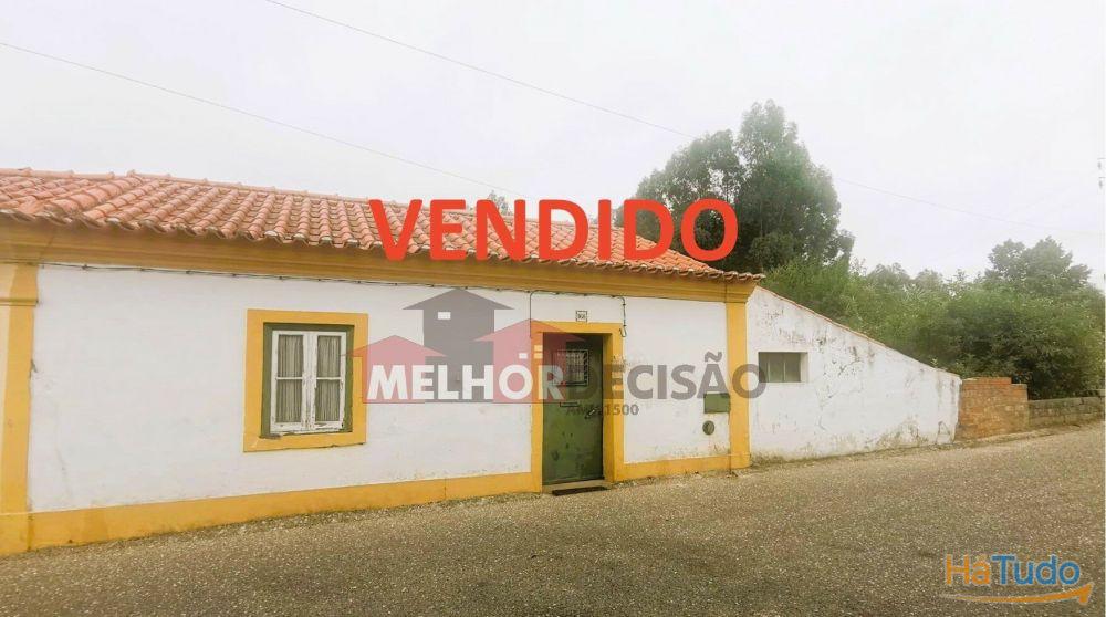 VENDIDO Moradia T3 com quintal - Crucifixo / TRAMAGAL - valor 35.000,00? VENDIDO Moradia T3 com quintal - Crucifixo / TRAMAGAL - valor 35.000,00?