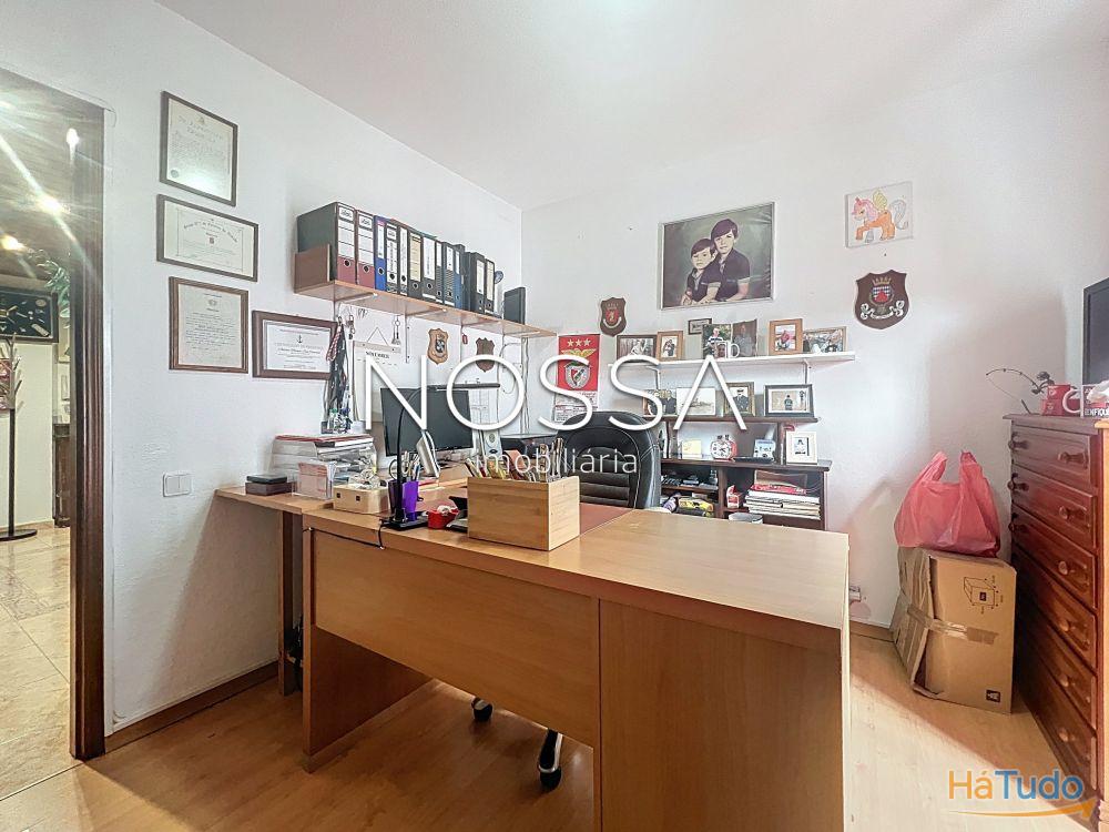 Luminoso T3 Centro Corroios Luminoso T3 Centro Corroios