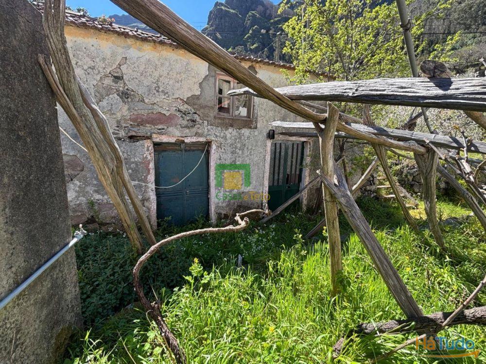 Moradia com terreno Moradia com terreno